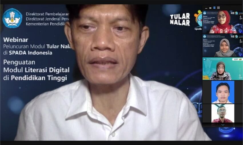TULAR NALAR DI SPADA: PENGUATAN MODUL LITERASI DIGITAL DI PENDIDIKAN TINGGI - AnakPanah.id